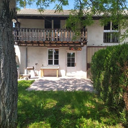 فندق Le Saloon Chazey-sur-Ain المظهر الخارجي الصورة