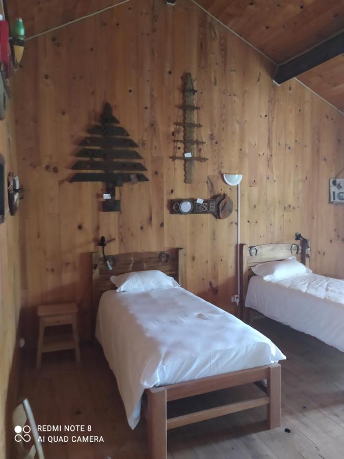 فندق Le Saloon Chazey-sur-Ain المظهر الخارجي الصورة