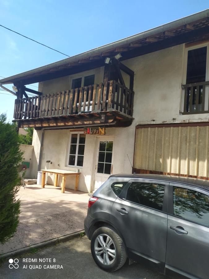 فندق Le Saloon Chazey-sur-Ain المظهر الخارجي الصورة