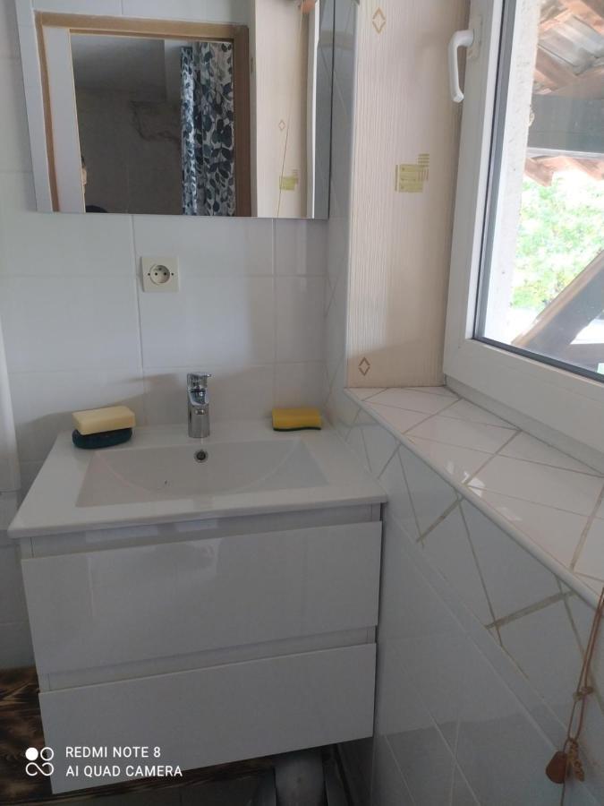 فندق Le Saloon Chazey-sur-Ain المظهر الخارجي الصورة